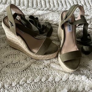 Steve Madden wedges